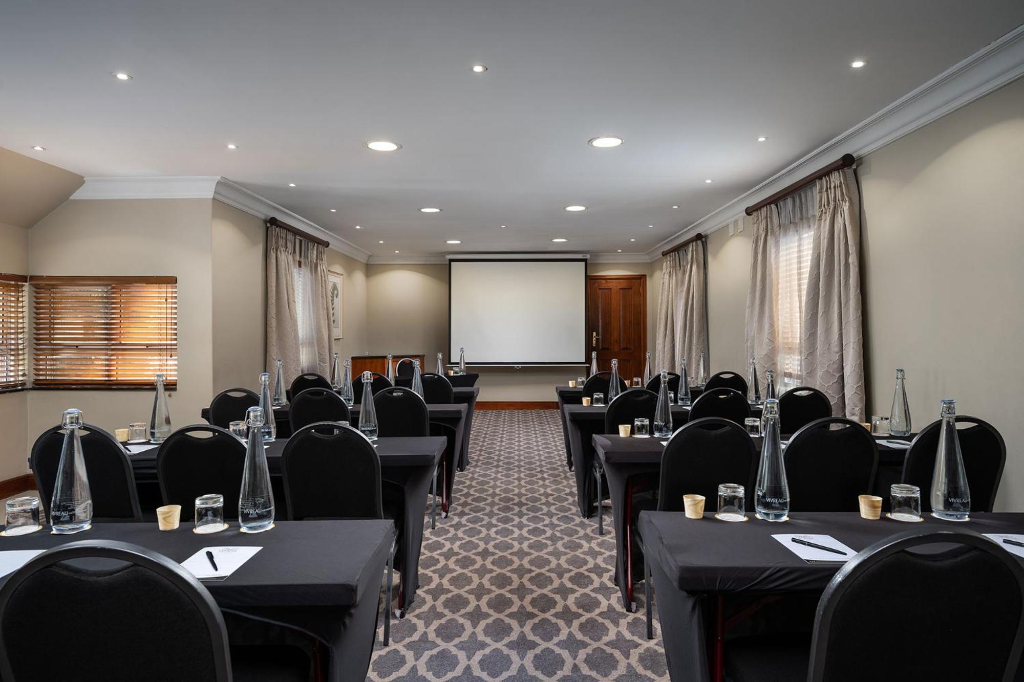 Premier Hotel Falstaff Johannesburg Exterior photo